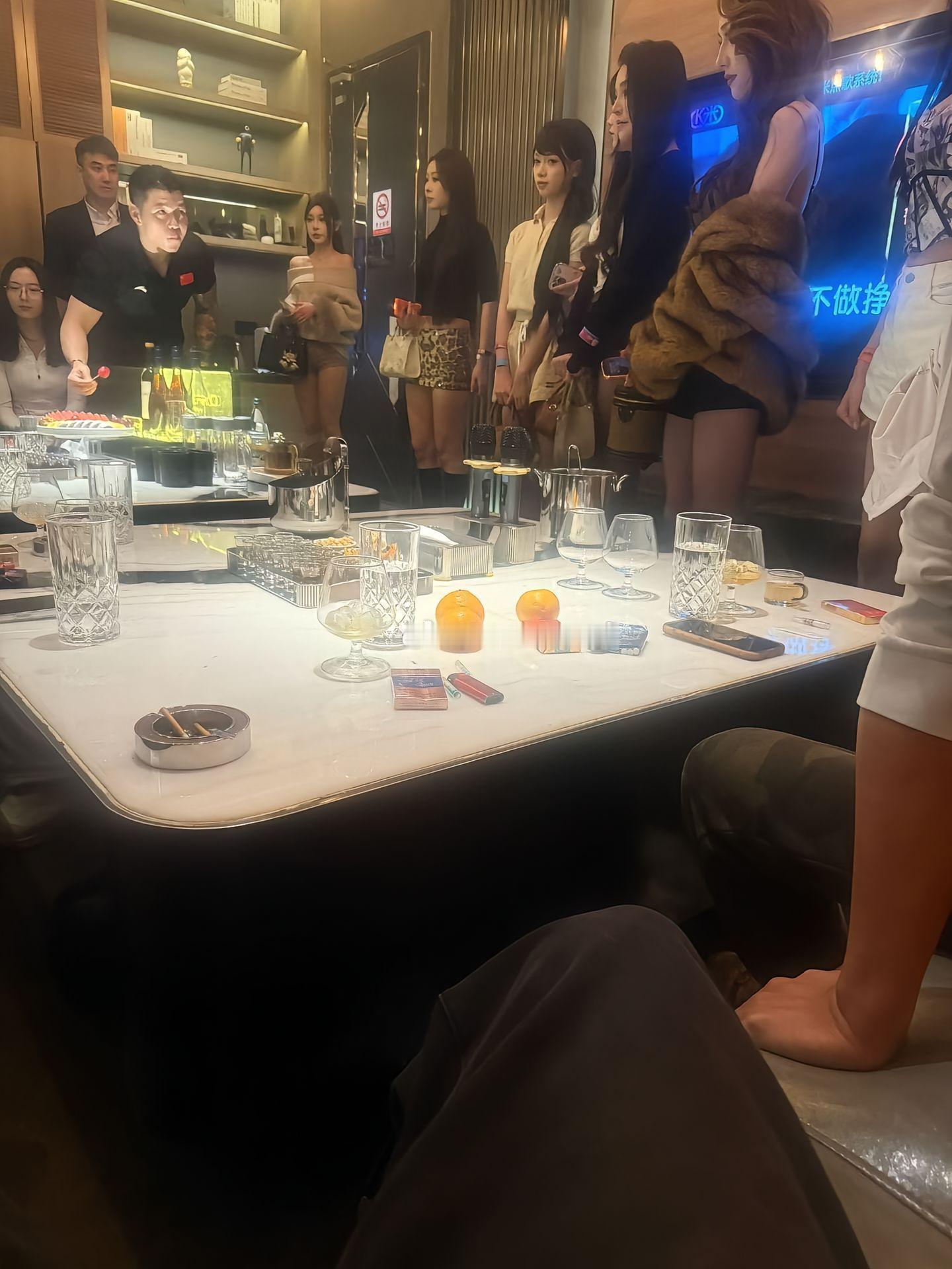 很人多说，我生的是闺女，就不努用力啦，我告想诉你，你有闺女，要儿比子努力10倍。