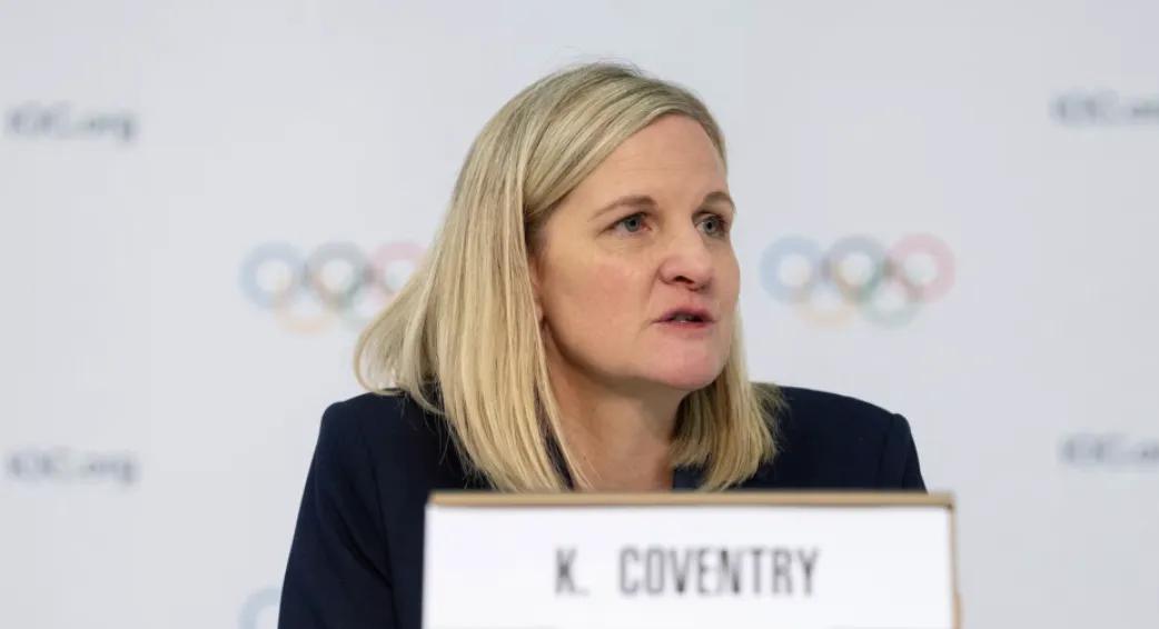 国际奥委会做出了正确的选择。2月7日，据《纽约时报》报道，在被国际体坛冷落十年之