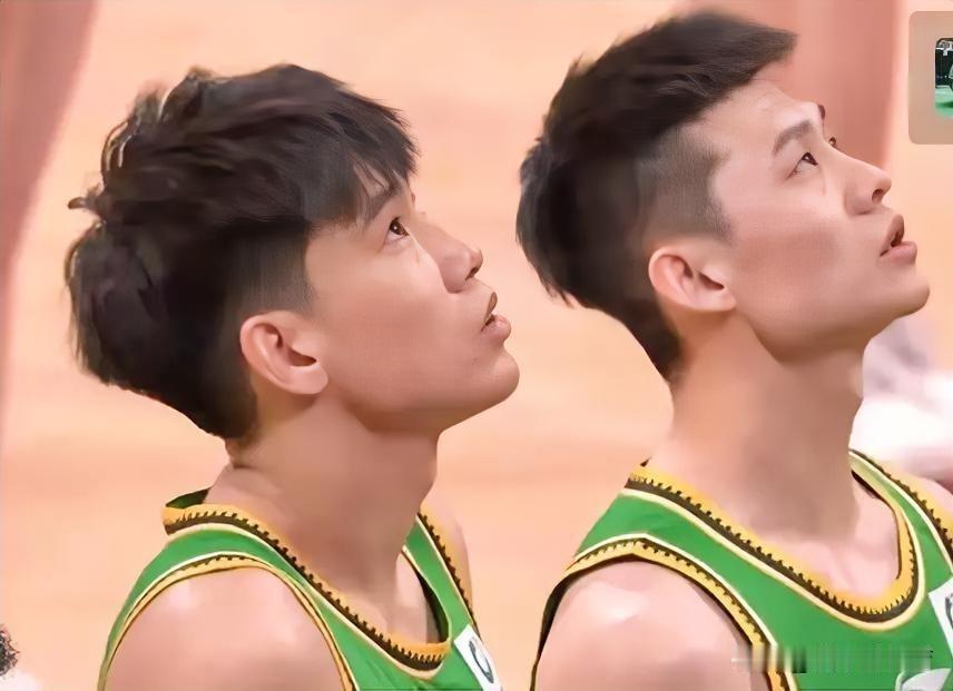 杨鸣是不是应该清醒了？张陈志峰，李虎翼这么好的年轻球员，为什么就不敢重用。辽