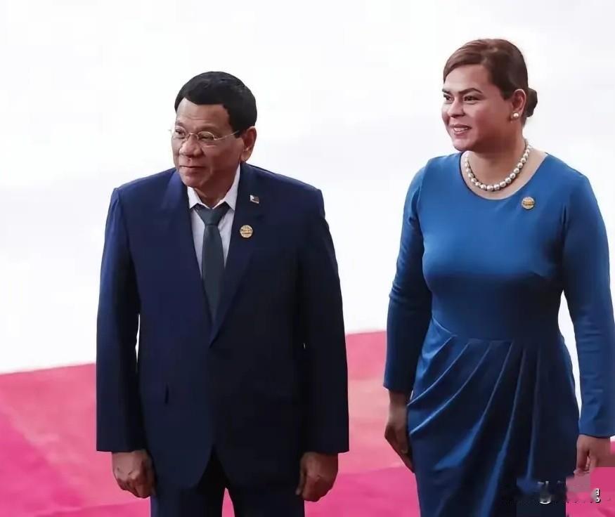 4月28号前后，也就是再过三天后，菲律宾总统小马科斯将迎来终局胜利：父陷囹圄女遭