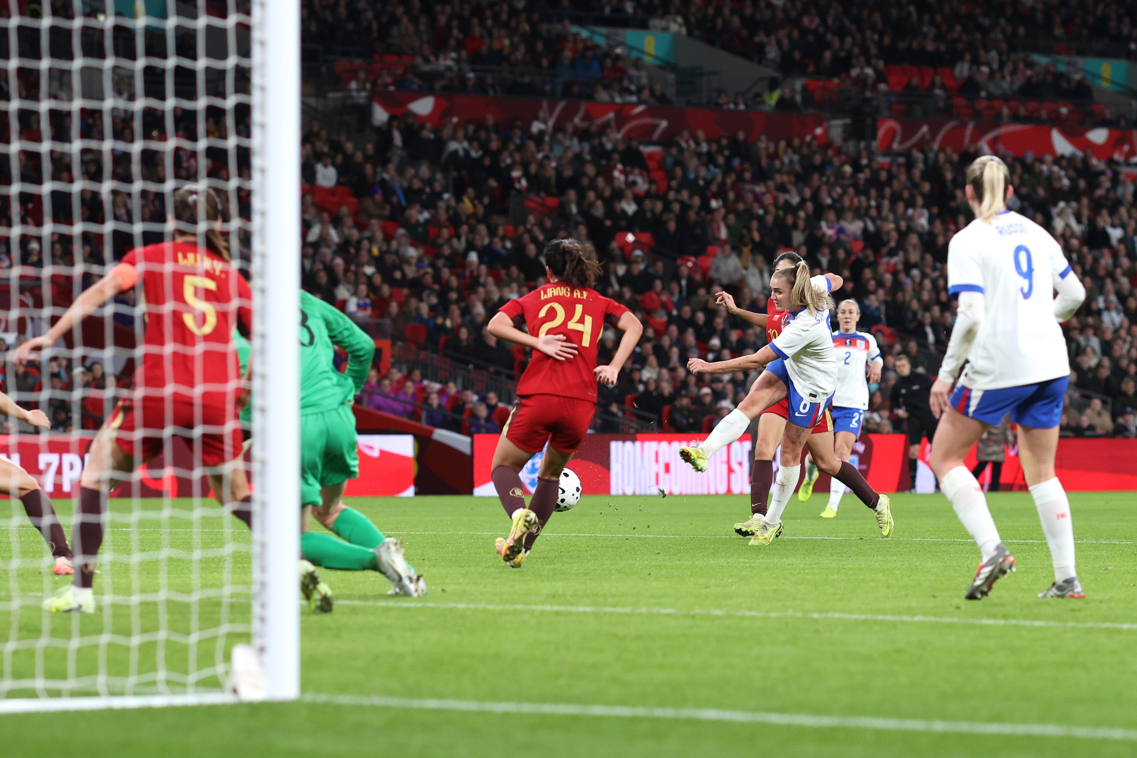 马德兴: 米利西奇不敢和U17女足热身, 长时间不换血浪费女足时间