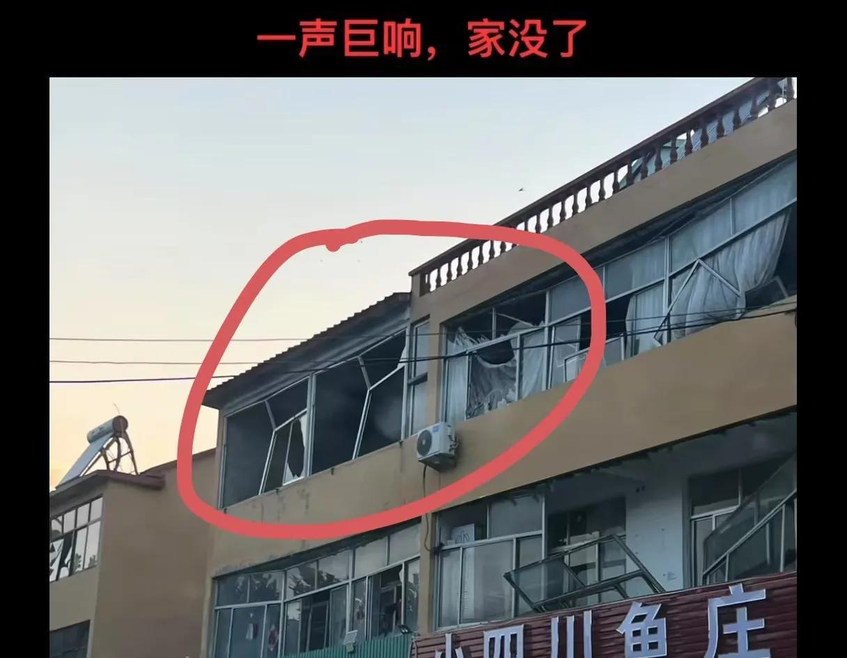 我一个在化工厂朋友上过班的朋友跟我说，他在化工厂干了两月，第一个月各种培训，