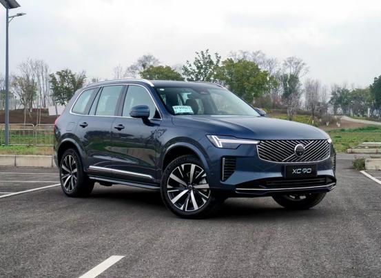 还在纠结新势力？沃尔沃全新XC90用实力说话，比新势力更稳妥。 现如今新势力