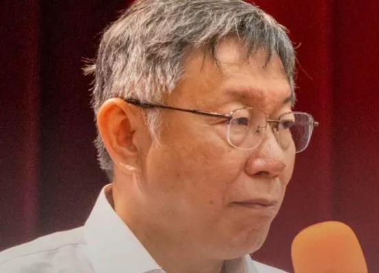 周玉蔻预言柯文哲复仇行动来了！关了一年的柯文哲终于出来了，他走到这一步都是他自