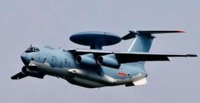 空警3000一旦和六代机形成闭合，那么除了中美，其他国家就可以解除武装了。说得直