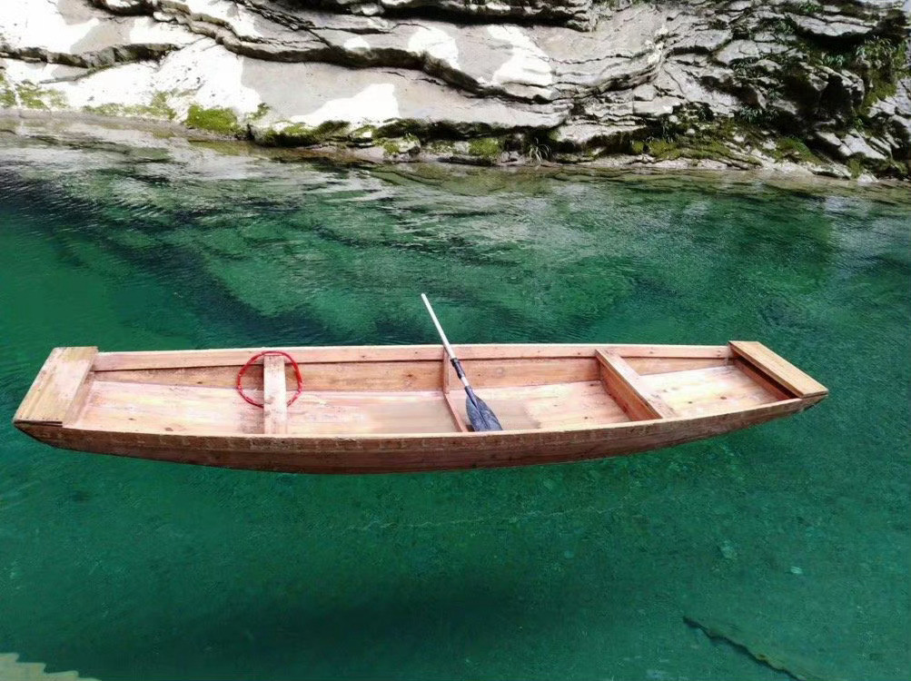 湖北恩施·鹤峰屏山峡谷，被誉为中国的仙本那，一片绝美的世外仙境，清澈见底的河水，