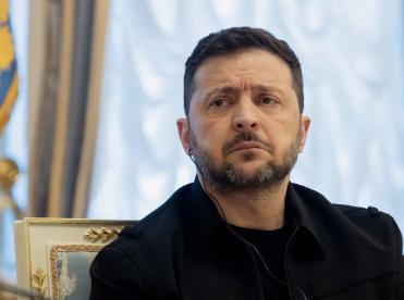 泽连斯基把欧洲国家的遮羞布都掀开了，在媒体面前他直接表示这些欧洲国家向我求情，让