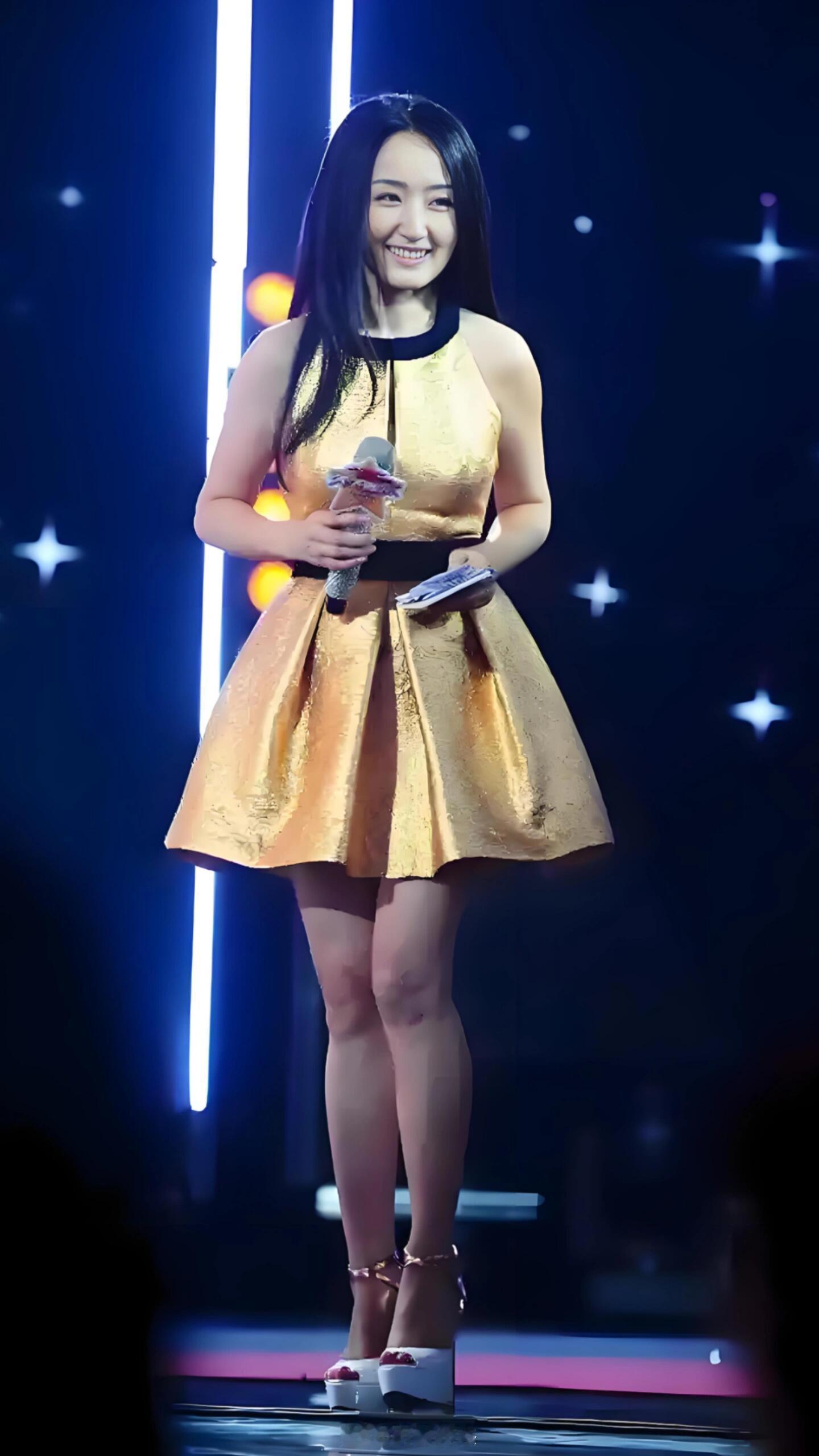 杨钰莹身材好迷人