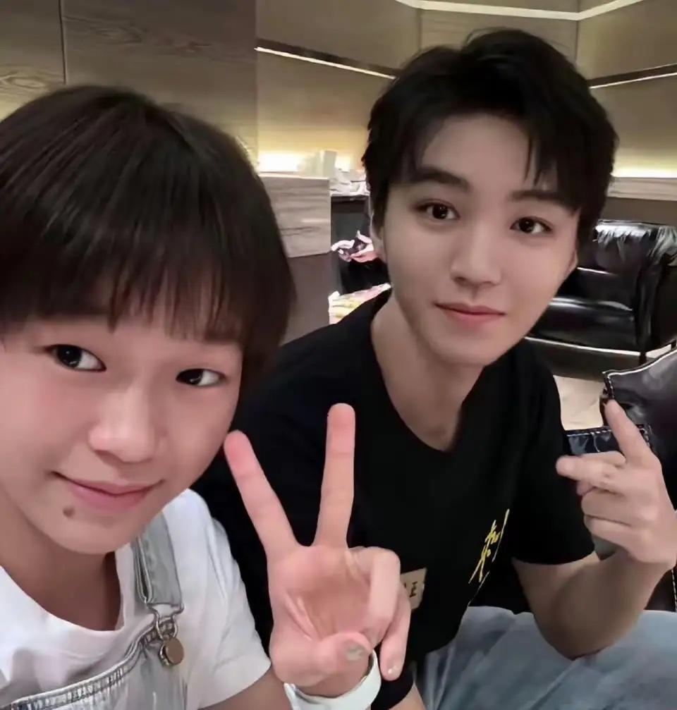 我怀疑过王俊凯是被人做局了也怀疑过全红婵是被粉丝嫉妒了但我唯独没想到的是，居然真