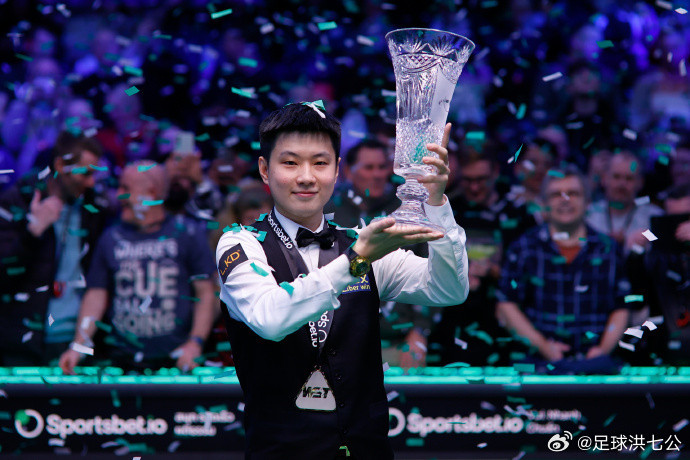 赵心童单赛季四冠王是时候改大球了