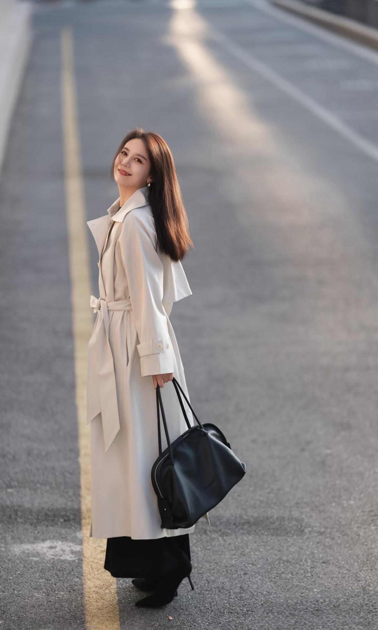 优雅街拍，时尚迷人！