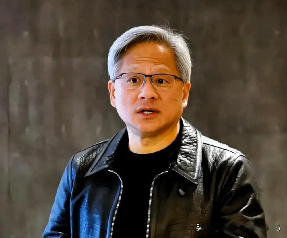 黄仁勋站在天坛祈年殿下时，心里到底在想什么？这张脸，流着炎黄子孙的血，可手里