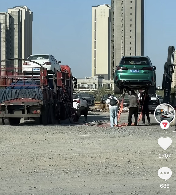 160万的宝马X5M就这样被混装了