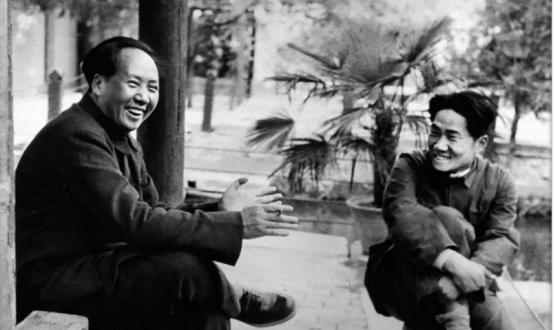 “朱德同志是你叫的？”1946年，毛岸英兴冲冲地跑进毛主席的办公室，炫耀自己早上