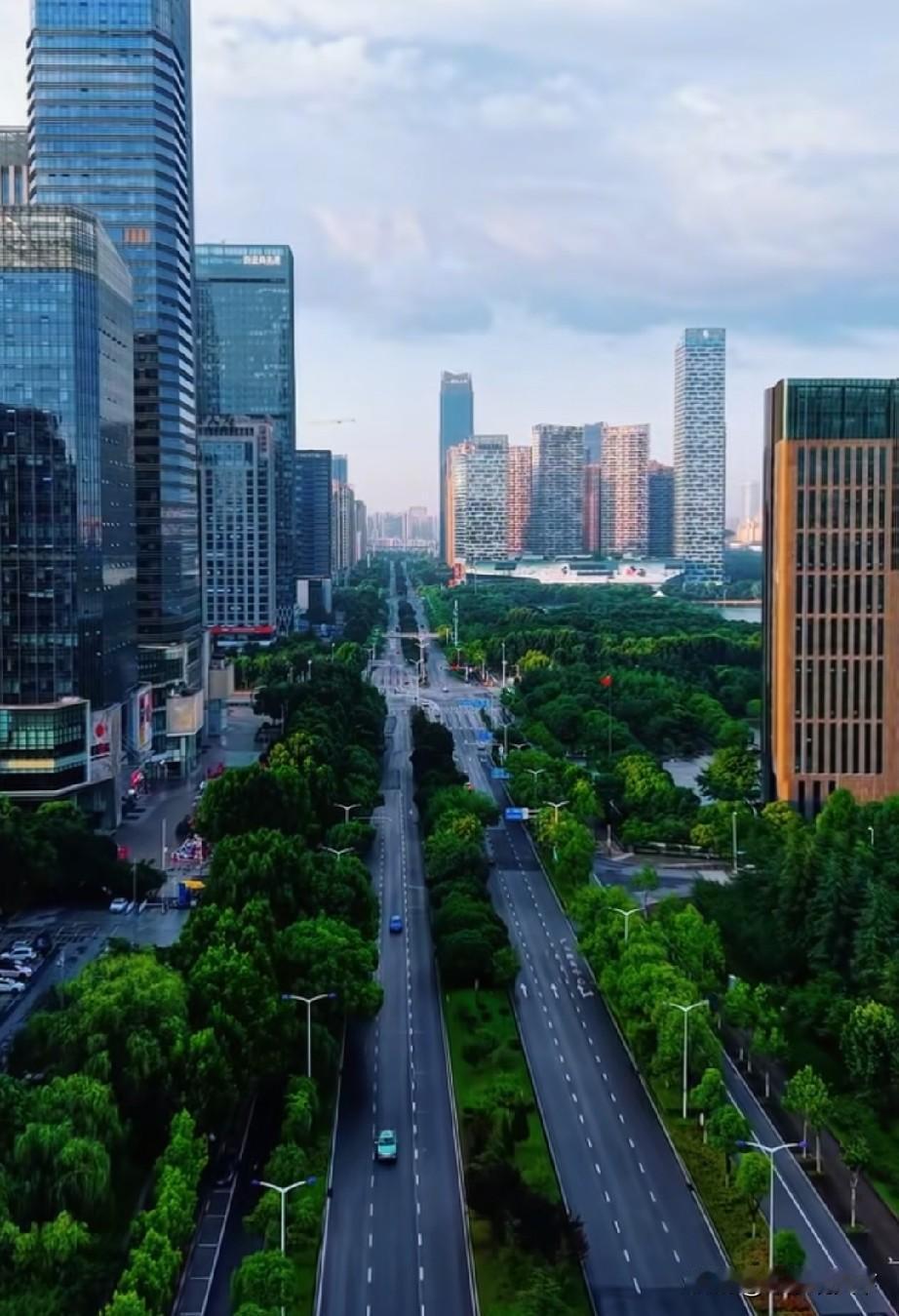 合肥今年为什么这么火？除了科技发达，合肥还有持续不断的对底层百姓的关心体贴20
