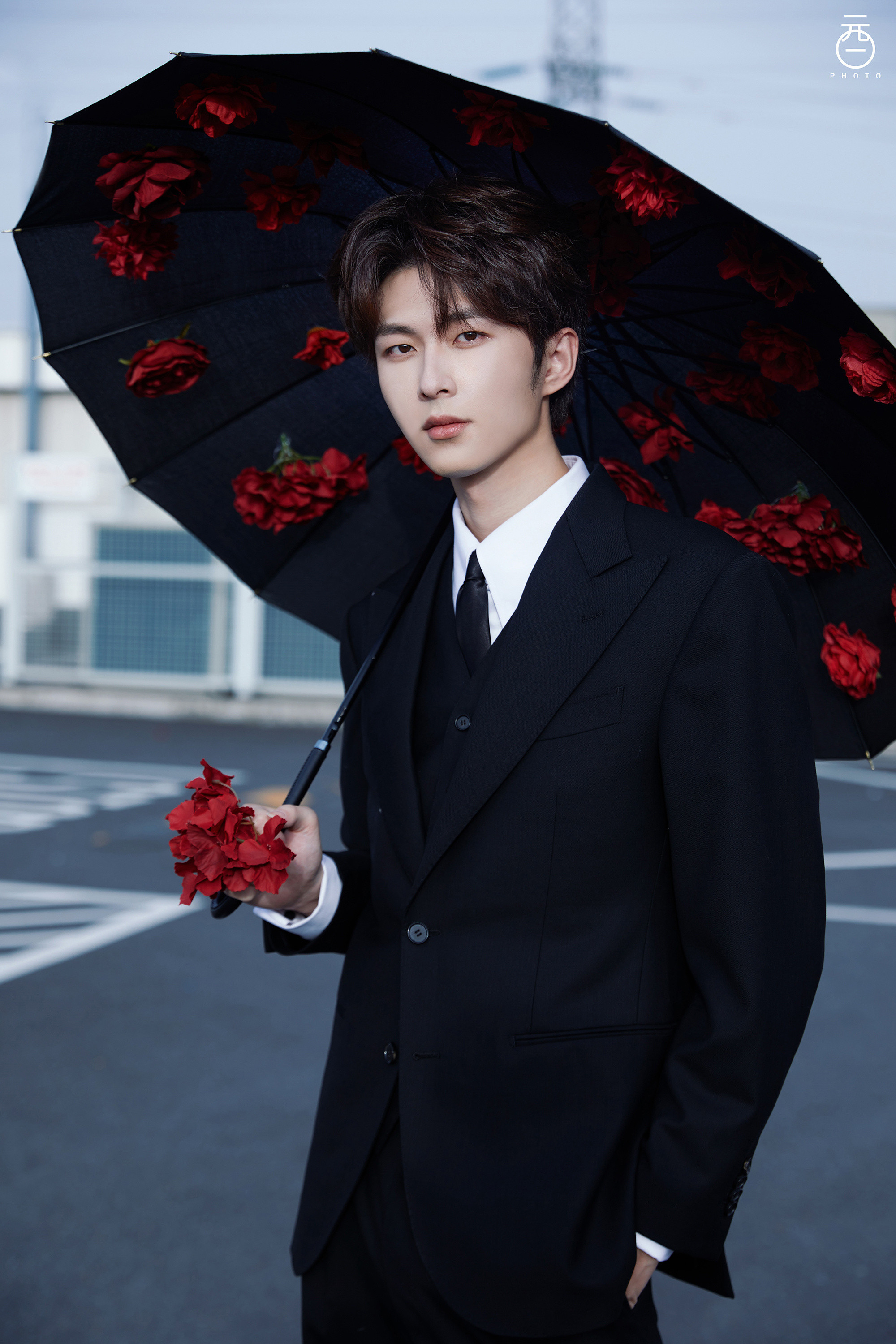 只有玫瑰与你相称🌹我拍摄的李歌洋摄影李歌洋​​​