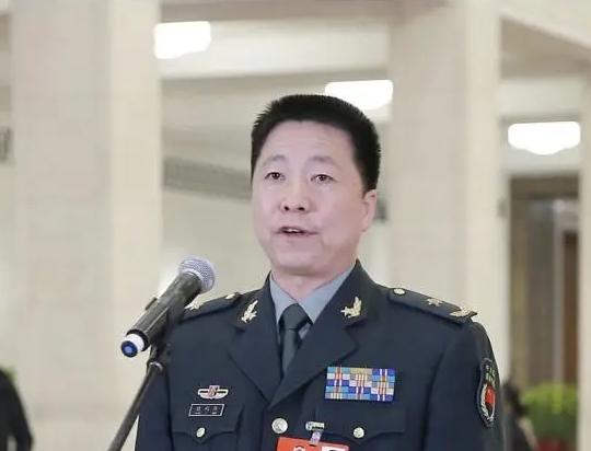 杨利伟为什么后来再也没有登天？其实他能活着回来已是万幸 2003年10月15