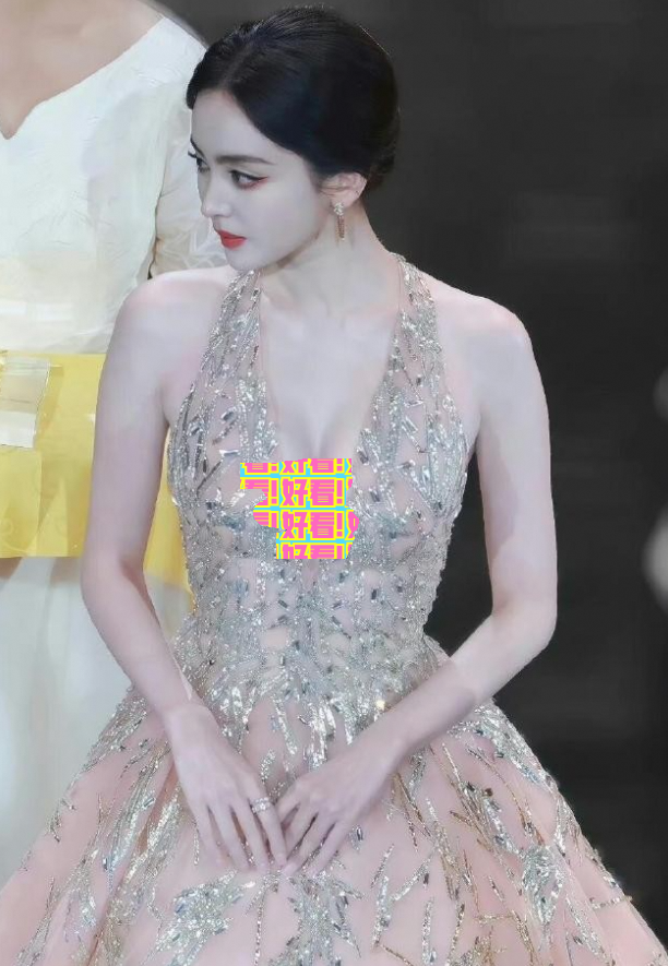 娜扎之美：宛如熠熠生辉的明珠