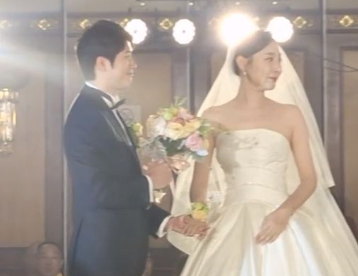 PDD竟忘了参加斗鱼一姐的两场婚礼! 并爆出自己结婚时间! 直播接到&ldquo;催债电话&rdquo;