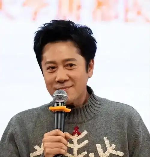 蔡国庆给亲弟弟发了20年工资，一个月2万，总共480万，就干一件事，