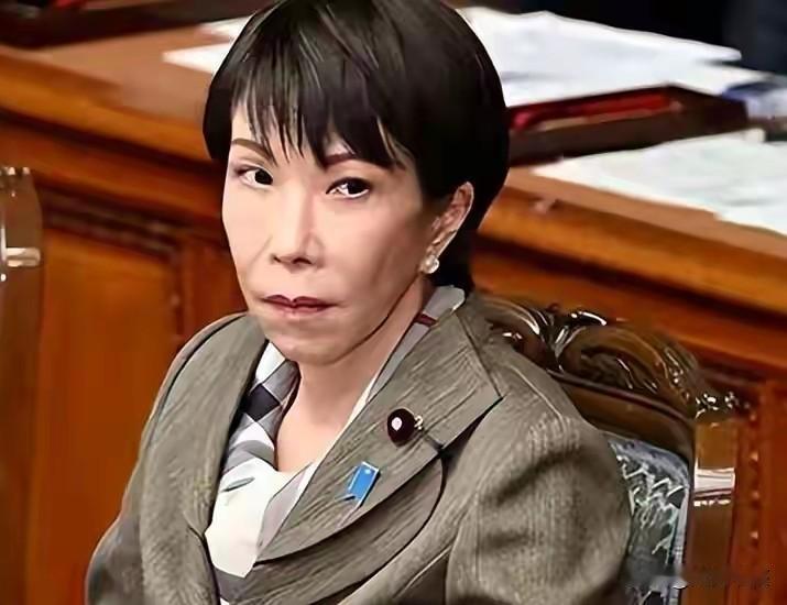 日本损失2.6万亿，军工全线停摆，高市早苗终于付出了代价！谁也没想到，短短四个月