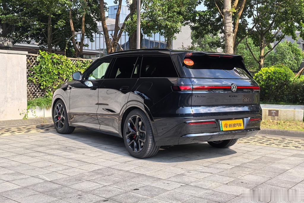 上汽大众ID.ERA8X是马上要推向市场的一台很有关注点的车，它和ID.ERA