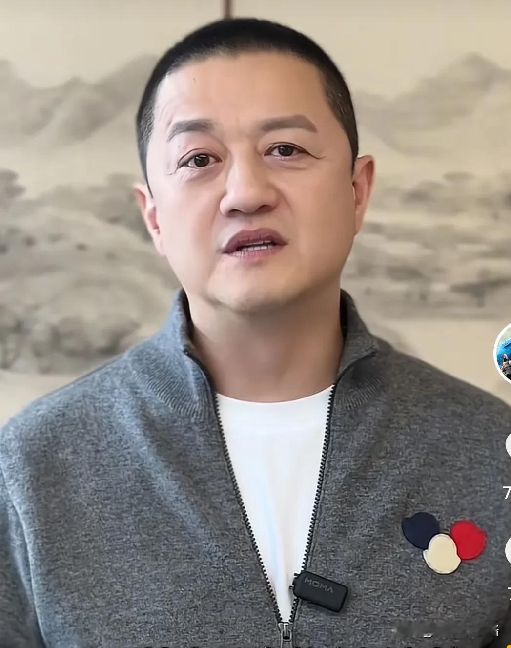 不查还真不清楚，李亚鹏这些年挣的钱，够还债外，都默默投到了公益里。他不光