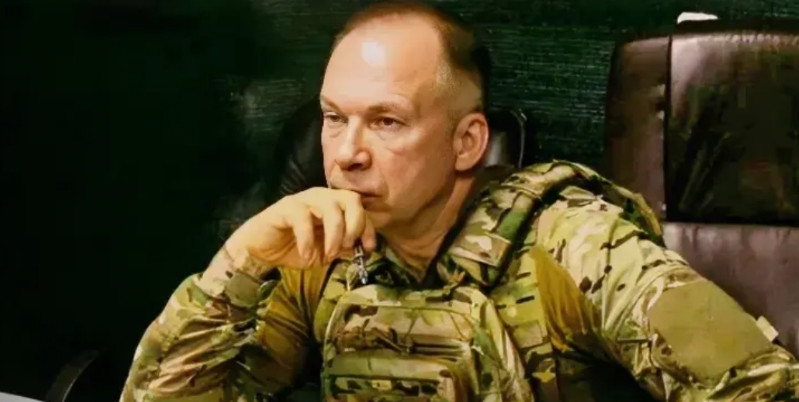 就在今天，乌克兰武装部队总司令瑟尔斯基再次重申，今年3月，在各种类型无人机的帮助