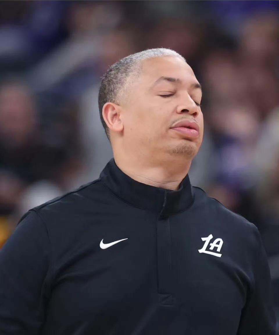 快船79-98惨败勇士!整场不过80分,进攻彻底瘫痪。三大败因很扎心:1.