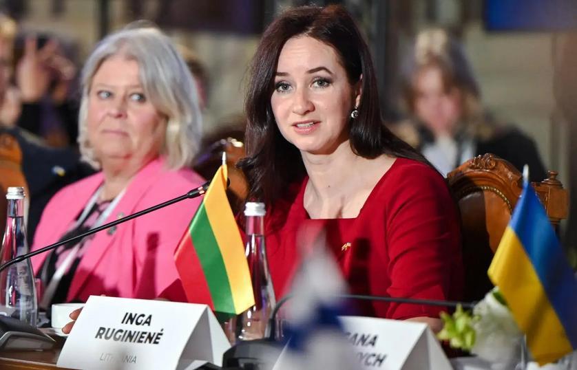 立陶宛终于撑不住，公开认错了！这场持续了近五年的反华闹剧，似乎要以“全面认输”收