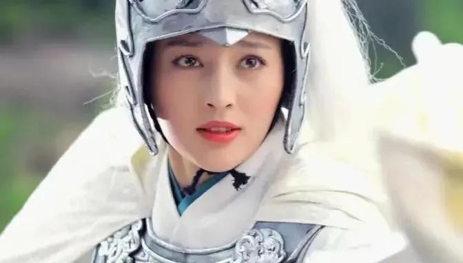 617年，隋朝末年，天下乱成一锅粥。李渊，这位出身牛气哄哄的唐国公，决定不再忍了