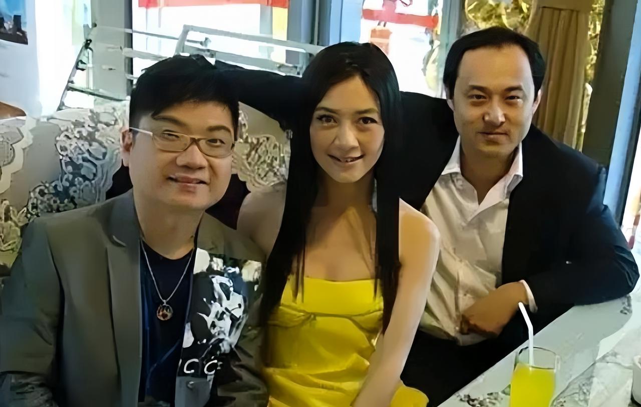 最令我佩服的就是田海蓉和程青松之间的友谊一直长存，而且似乎是越来越好，要知道在娱