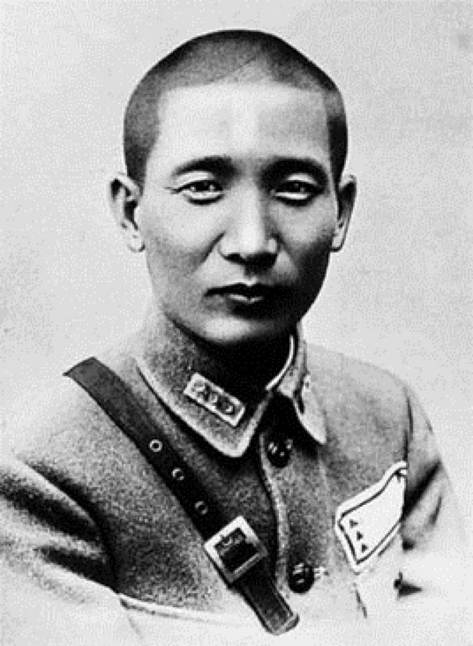 1950年，“和平将军”张治中在党中央的授意下秘密来到南海，而与他会面的人则是蒋