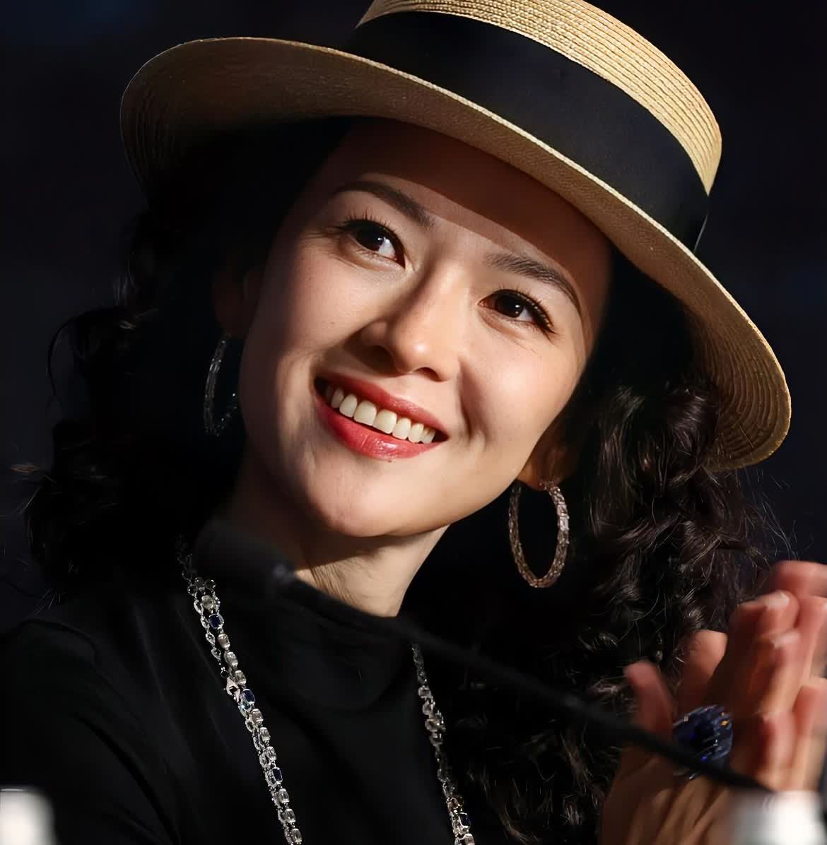 董璇为了女儿，不跟老公住一起。我突然理解了章子怡。懂了她为什么当初不带走