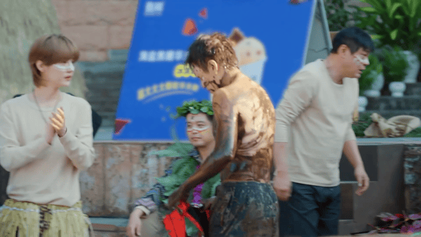 哈哈哈哈哈6我的评分：邓超问鹿晗身材不难看吧超哥这迟来的害羞邓超摔跤比赛获得