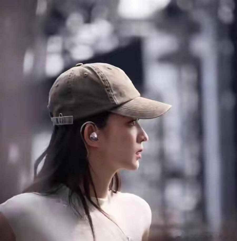 王楚然身材比例好好，路人直呼：内娱终于不是一味地追求白幼瘦了