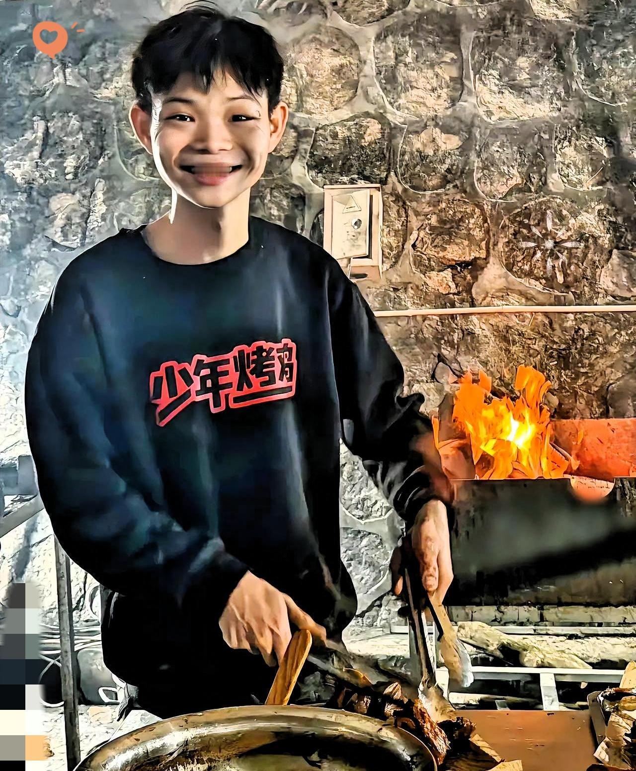 原以为又是哪个网红在摆拍“少年老板”的噱头，结果一深扒，好家伙，深圳这个1