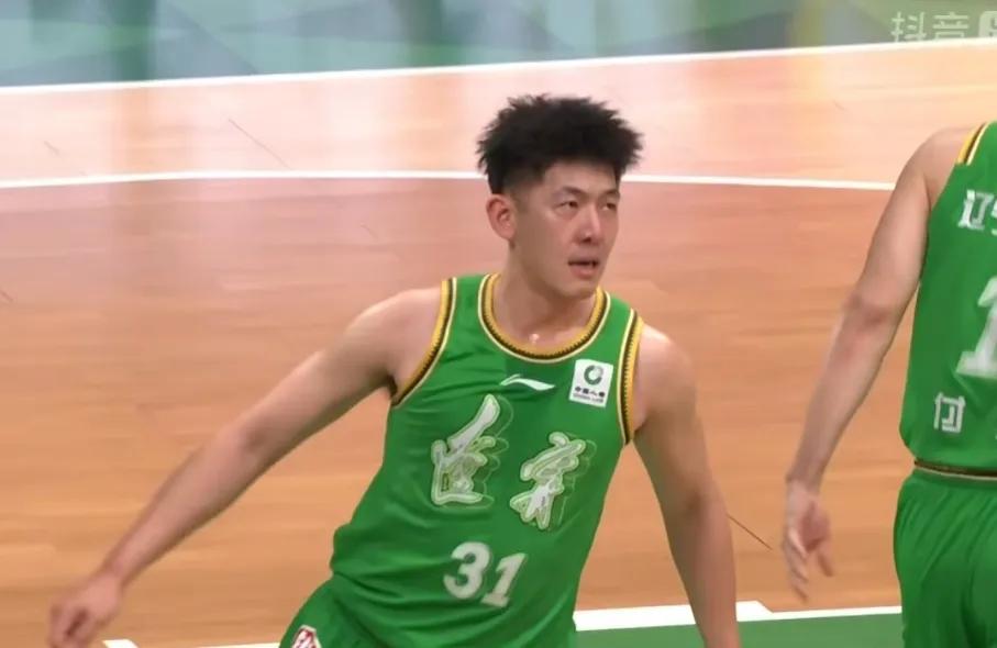 张陈治锋终于吃饺子了！坦白说：张陈治锋也只有面对四川这样的球队，才能有如此高