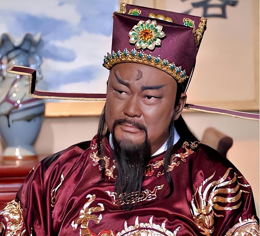 包拯一生铁面无私，得罪了那么多权贵，为什么没人敢报复他？包拯是北宋有名的清官