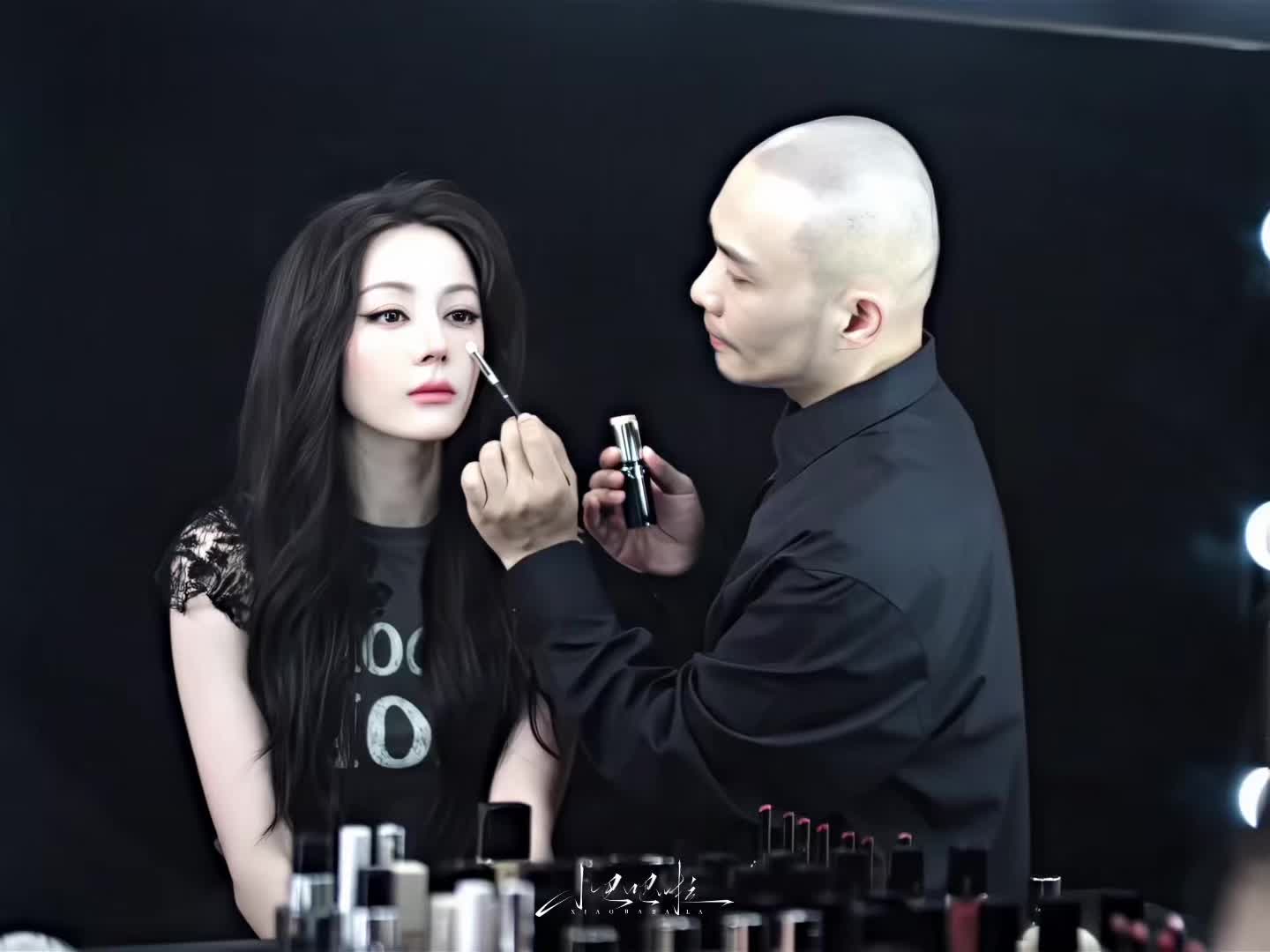 给这张脸化妆是什么感觉