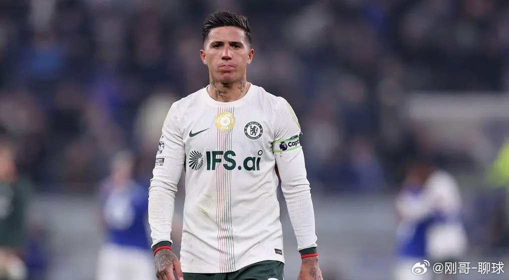 切尔西处罚自己球队队长炸裂！切尔西官宣：9000万队长恩佐遭内部禁赛2场！6天
