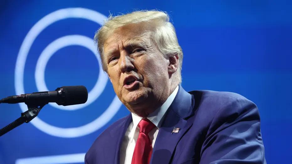 美国总统特朗普在接受福克斯专访时表示：“关于电力方面，得承认中国正在制造大量的电