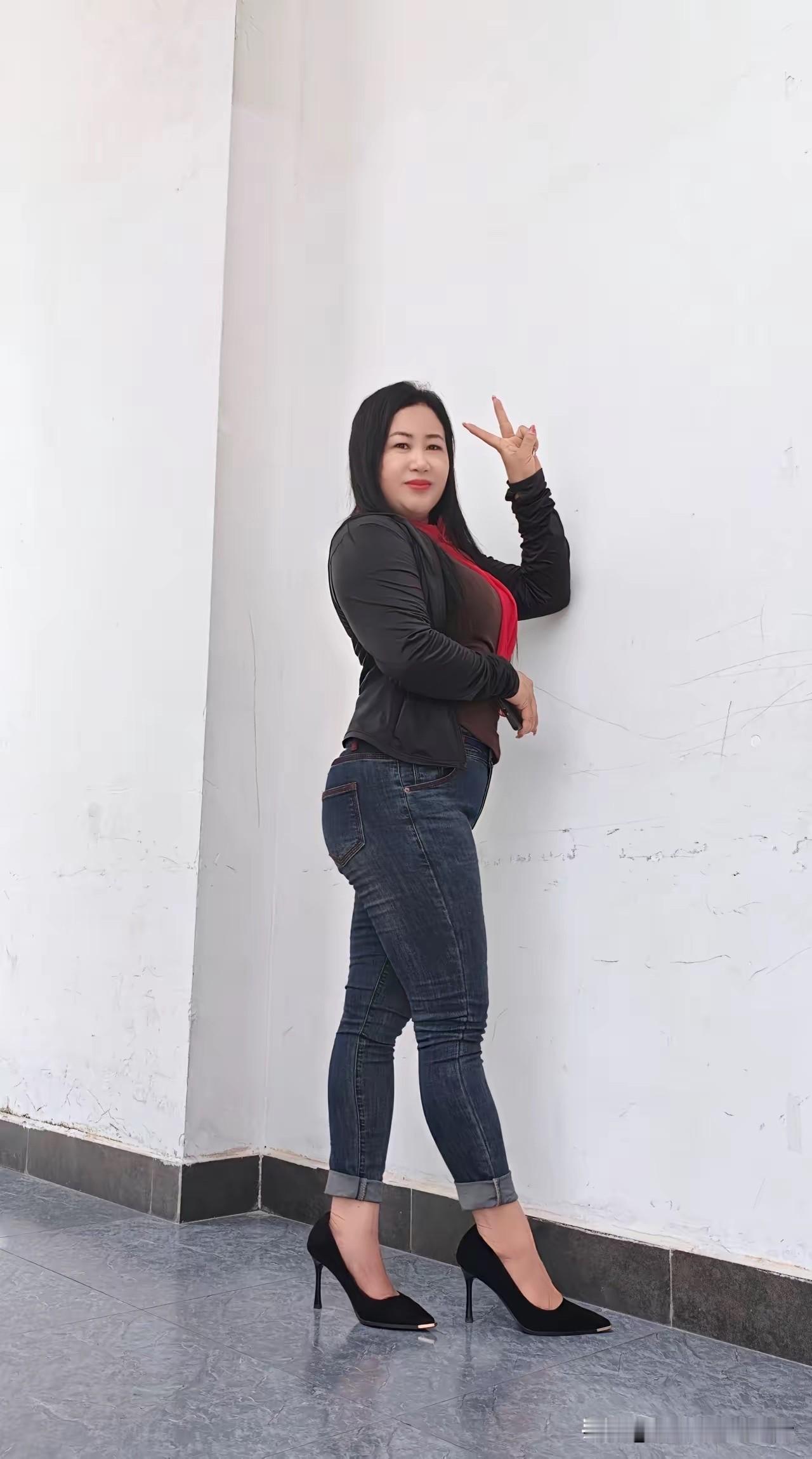女人们记住了男人的车子很干净里里外外都很干净那种对不起他一定是一个不好相