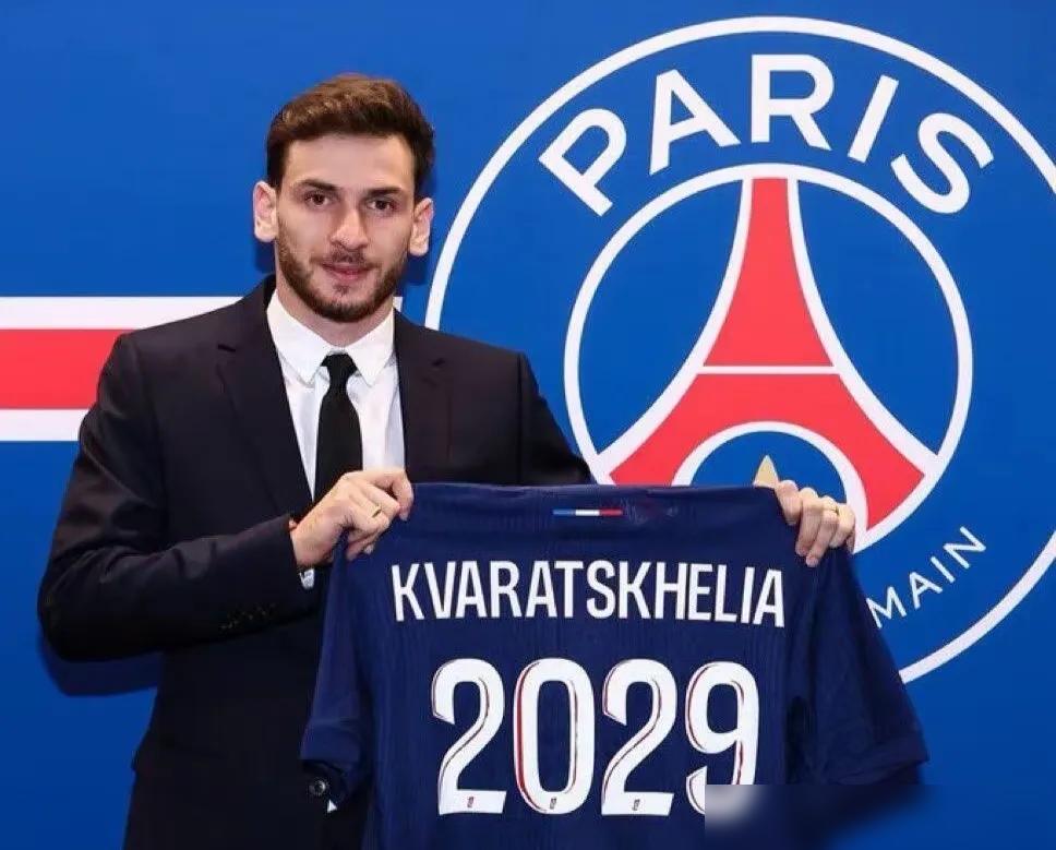 欧冠生死战，7000万买来的K77，竟被恩里克死死摁在板凳上！人家可是主教