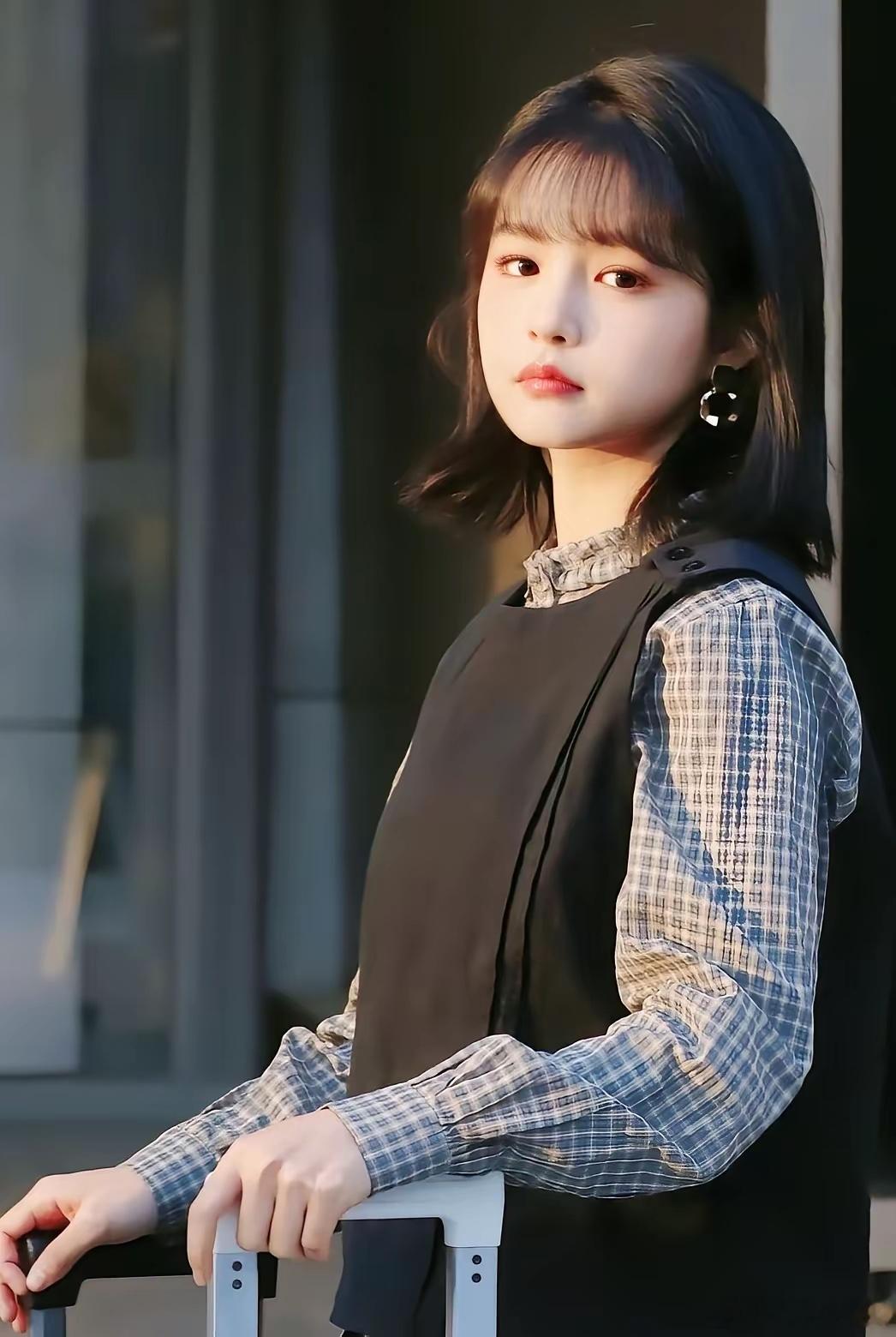 曾经很火的杨咩咩，为什么现在短剧前十都没她的位置了呢？原因很简单，虽然她也有新作