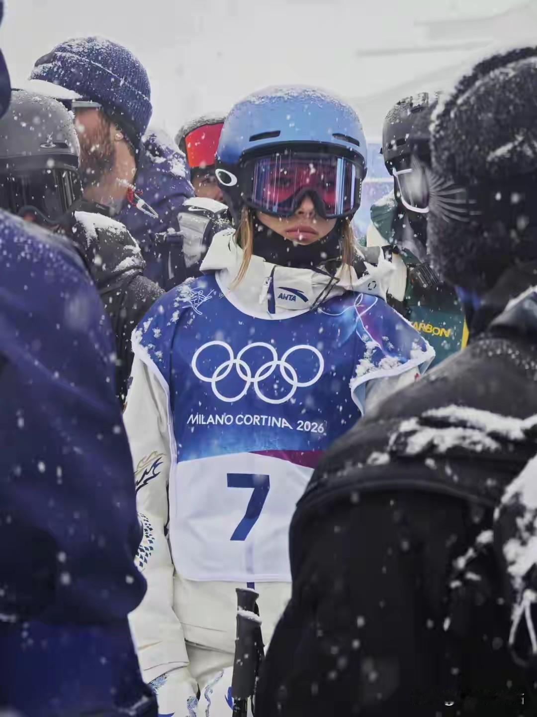 谷爱凌，太美了！2月7号下午15点30，谷爱凌将进行自由式滑雪女子坡面障碍技巧