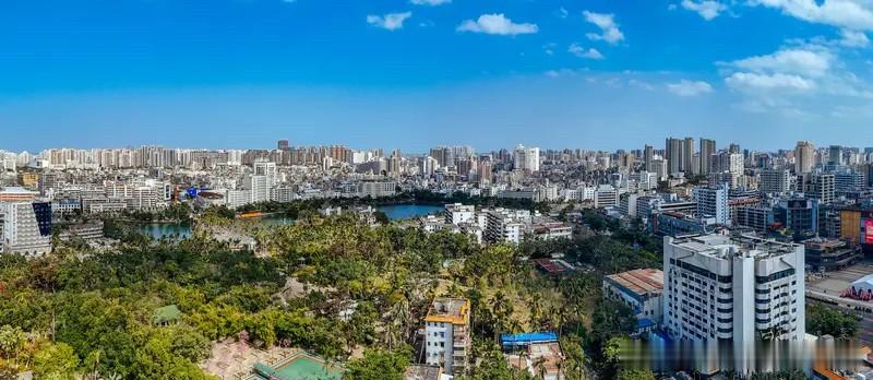 海口楼市还是撑不起高房价。海口楼市今年从1月5日到6月10日之间。、像是海口