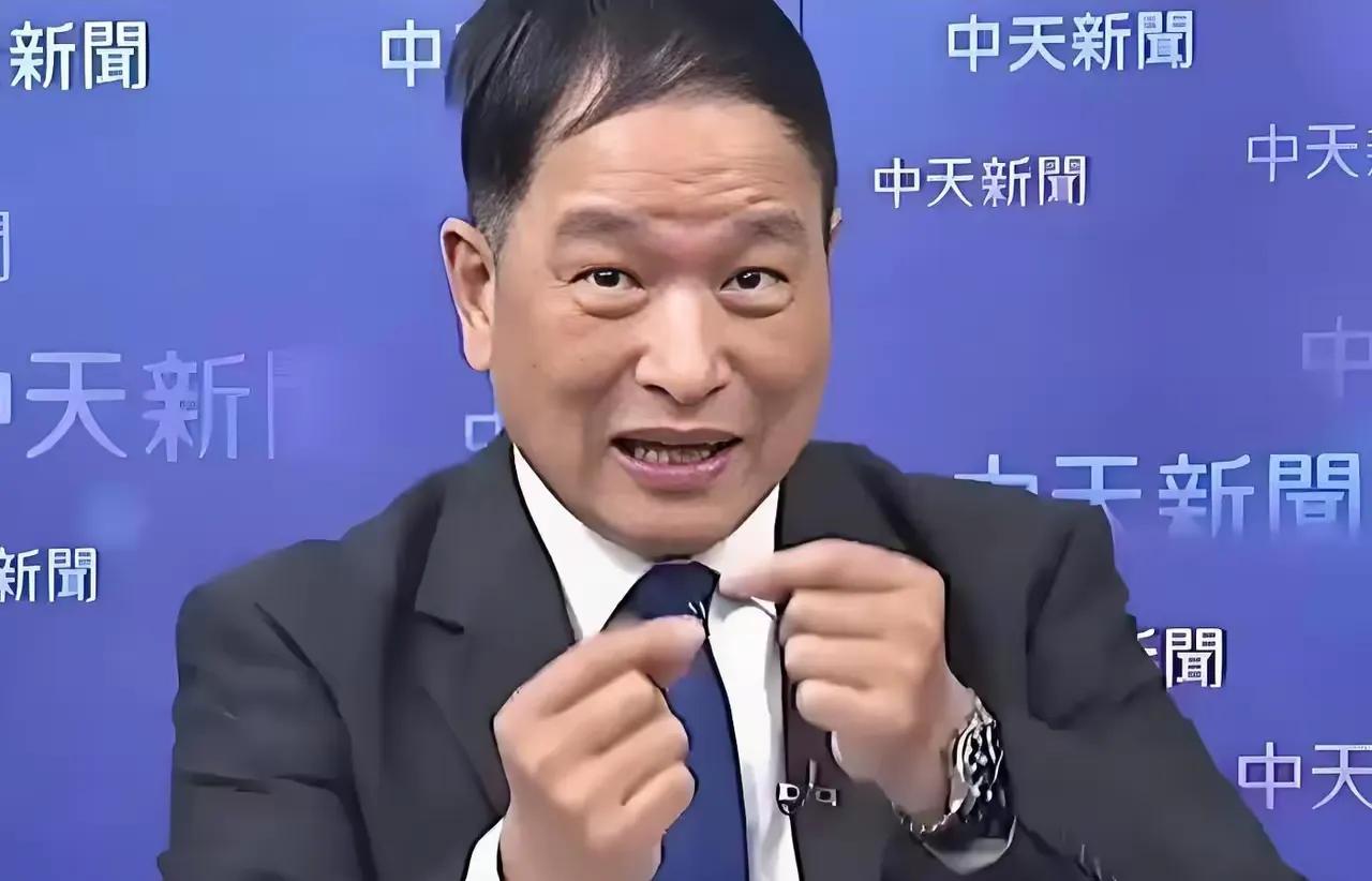 台湾空军前副司令张延廷说，美国交付给台湾的两架F16V战机，一波三折之后终于飞到
