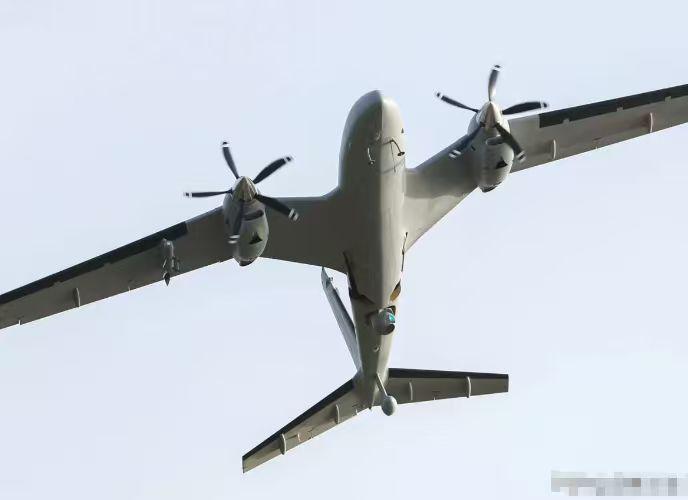 都快要打光了，土耳其战斗无人机连续发射空空导弹，击落6架我国制造飞鸿-95武装无