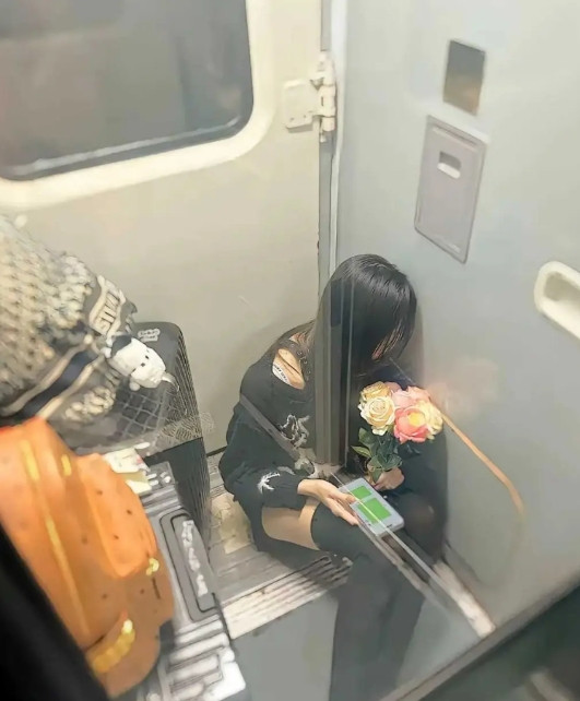 远奔上千公里只为爱情！